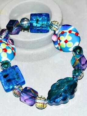 Artisan Lampwork Style Glass Bead Bracelet – Blue Purple Floral Statement
